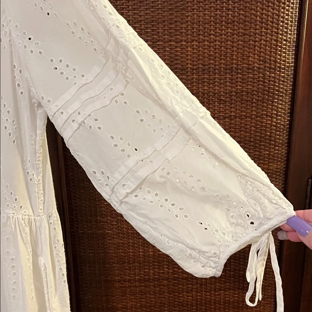 Caslon Elegant White Eyelet Dress - Picture 9 of 10